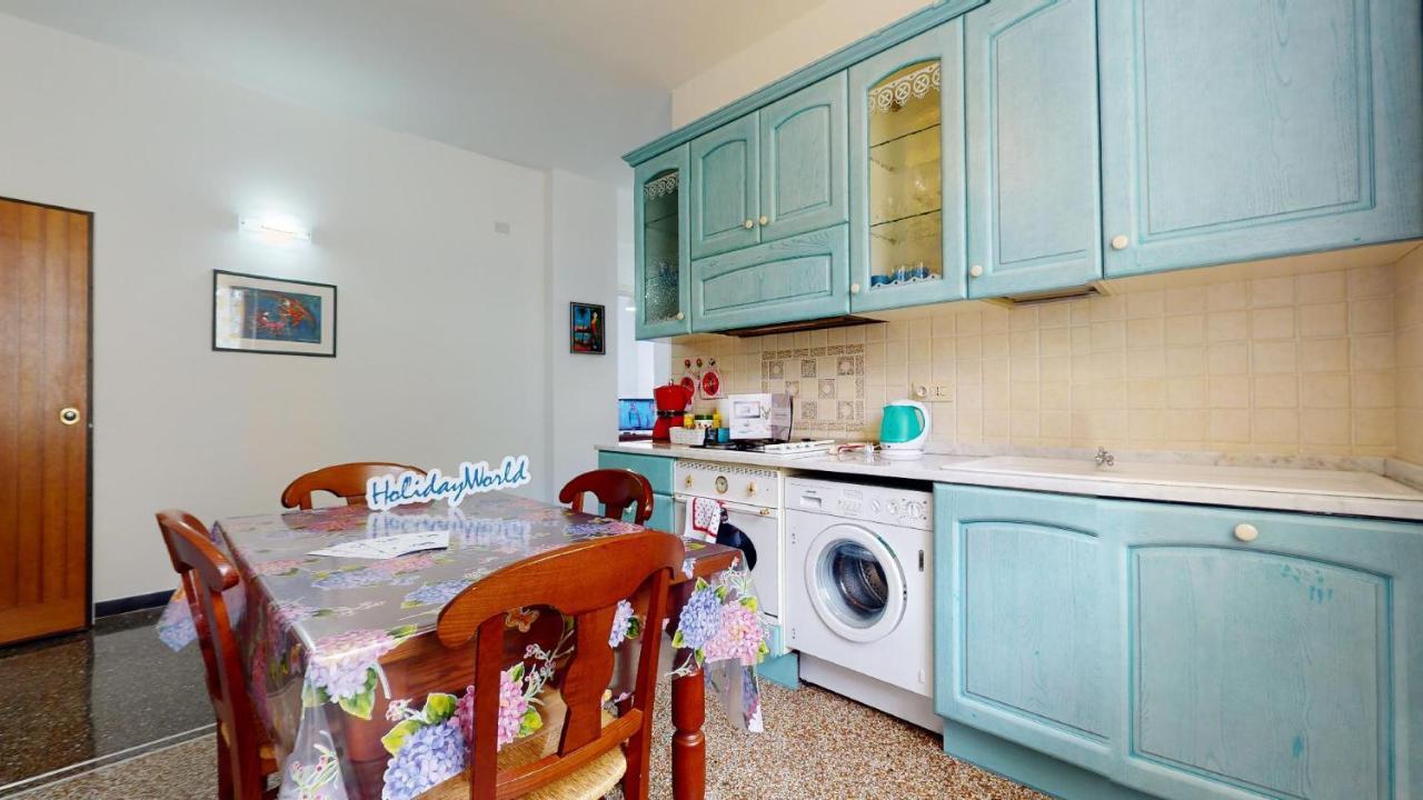 House Azzurra By Holiday World Генуя Экстерьер фото