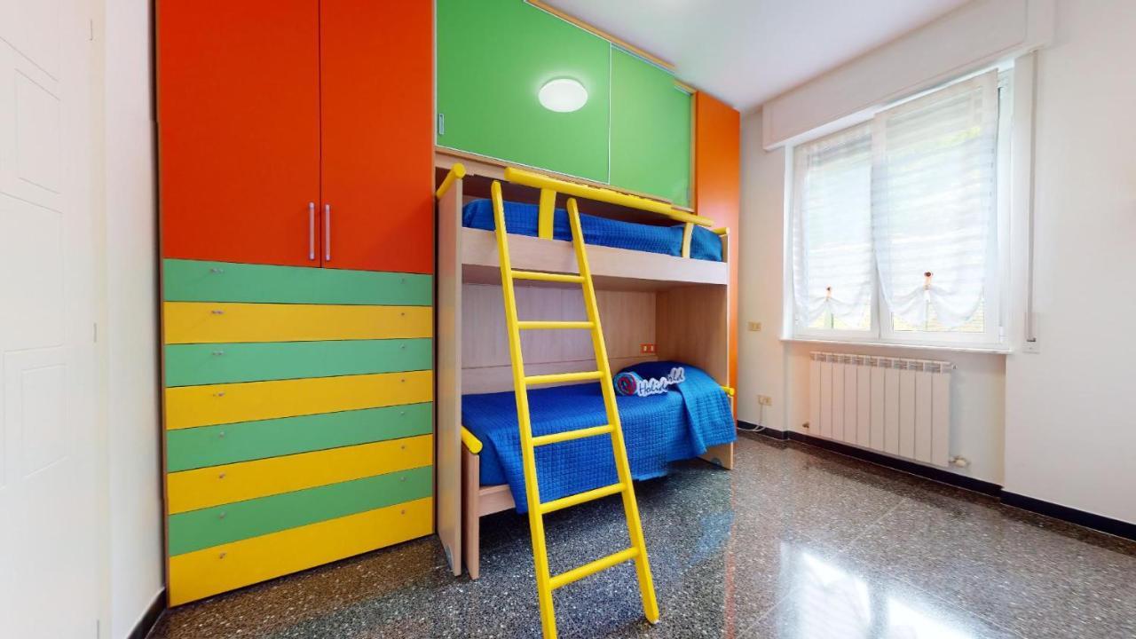 House Azzurra By Holiday World Генуя Экстерьер фото
